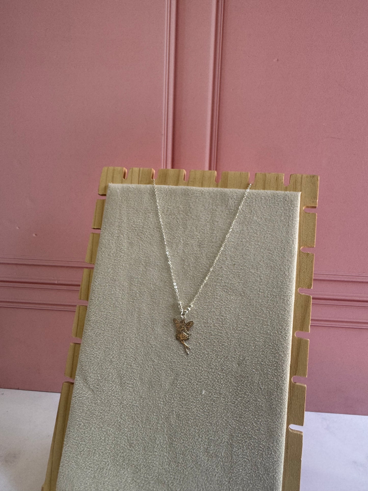 Collar Hada