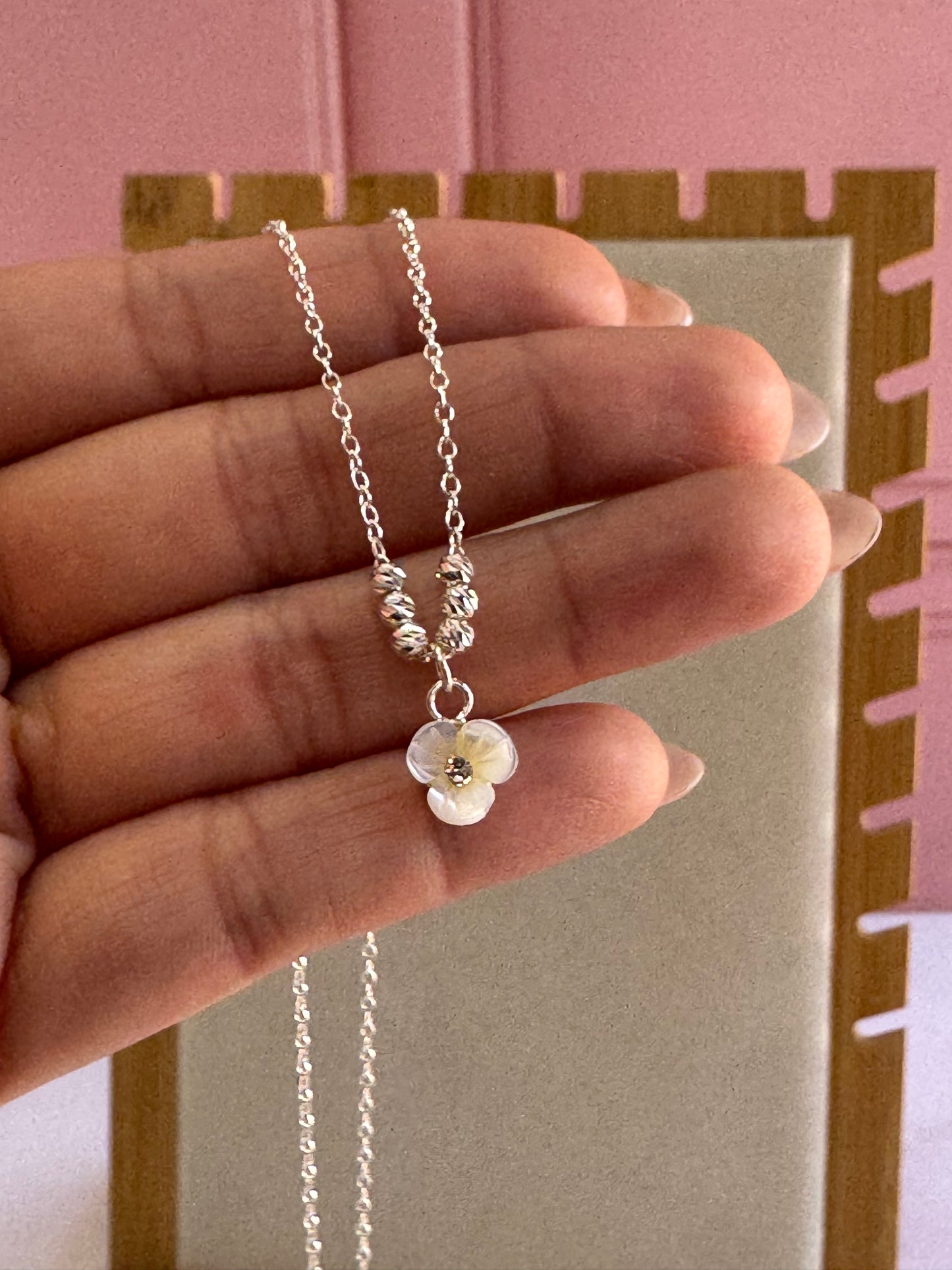 Flor madre perla